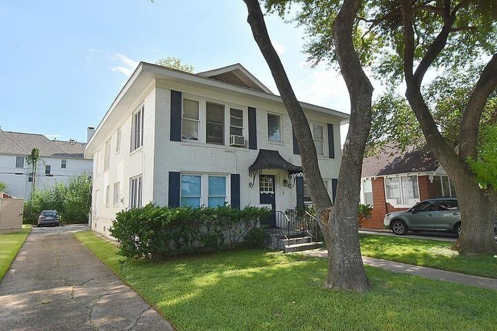 Property Photo:  1517 Bonnie Brae Street  TX 77006 
