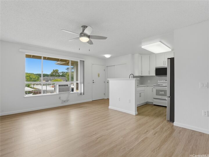 Property Photo:  95-1035 Koolani Drive 67  HI 96789 