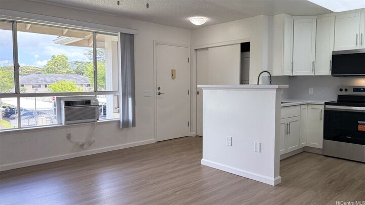 Property Photo:  95-1035 Koolani Drive 67  HI 96789 