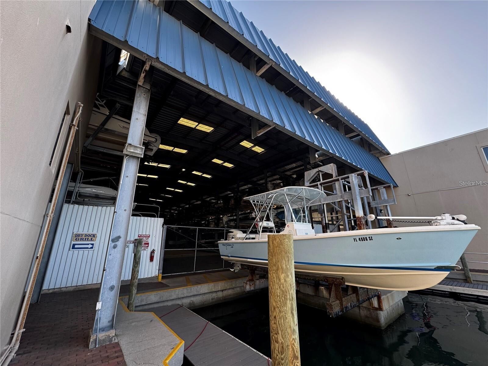 Property Photo:  408 Gulf Of Mexico Drive 2112  FL 34228 