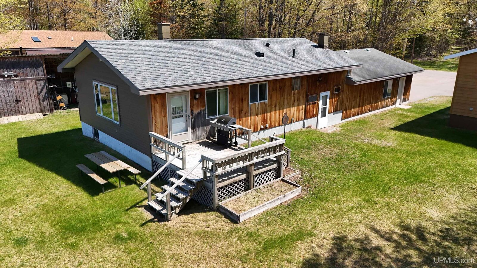 Property Photo: 4467 N Lighthouse Road MI 49808