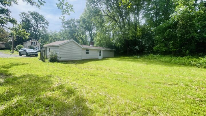 Property Photo: 244 Woodland Avenue MI 49203