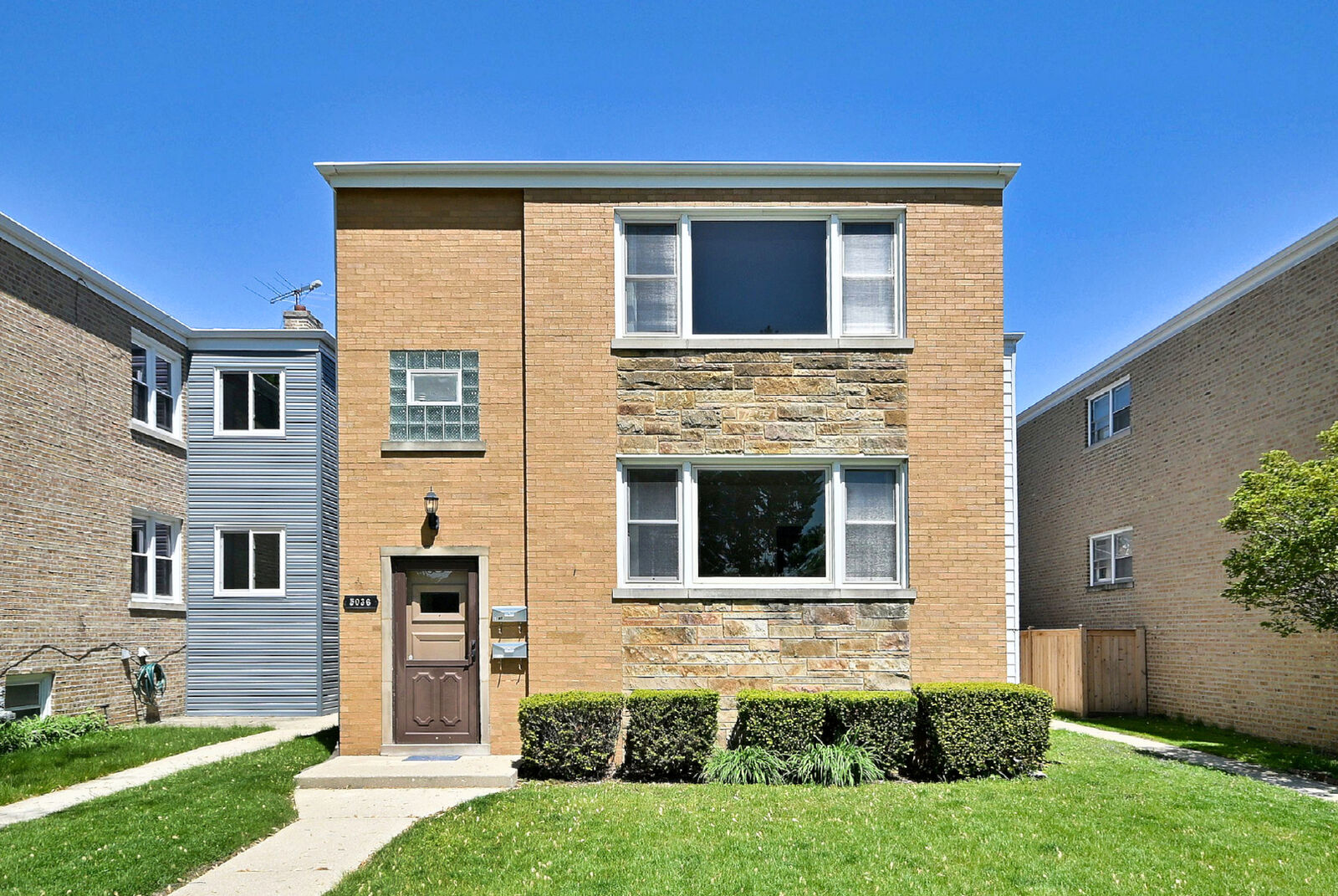 Property Photo:  5036 Crain Street  IL 60077 