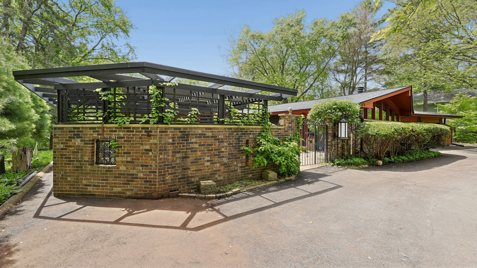 Property Photo:  28W521 Purnell Road  IL 60185 