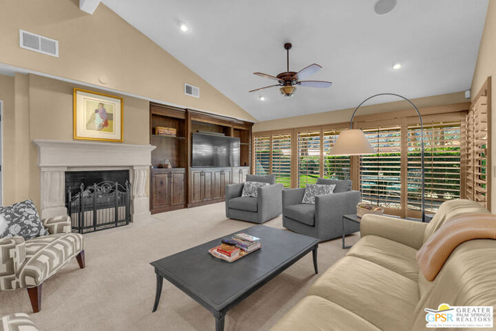 Property Photo: 77023 Sandpiper Drive CA 92210