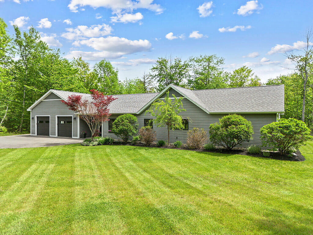 Property Photo: 749 West Road ME 04917