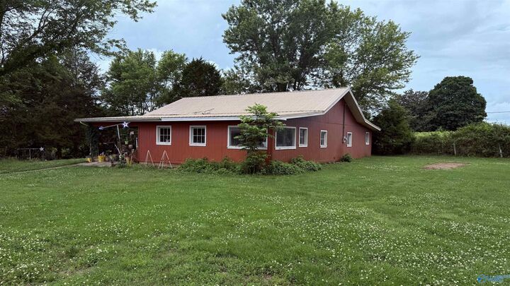 Property Photo: 283 Old Huntsville Road TN 37334