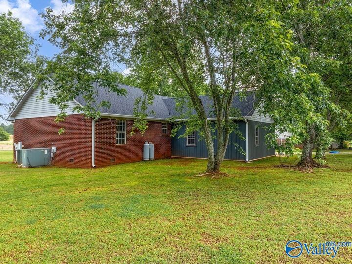 Property Photo: 286 Ollie Howard Road AL 35761
