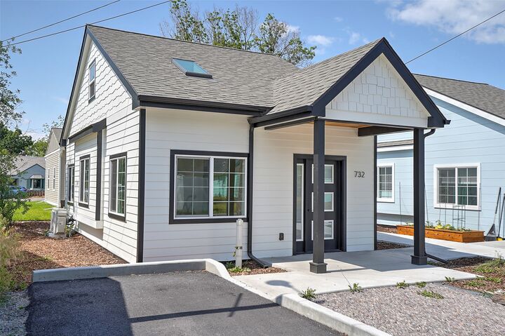 Property Photo:  722, 724, 728, 730, 732 Rollins Street  MT 59801 
