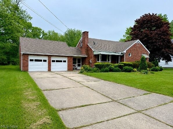 Property Photo:  5004 Dunsmore Avenue  OH 44004 