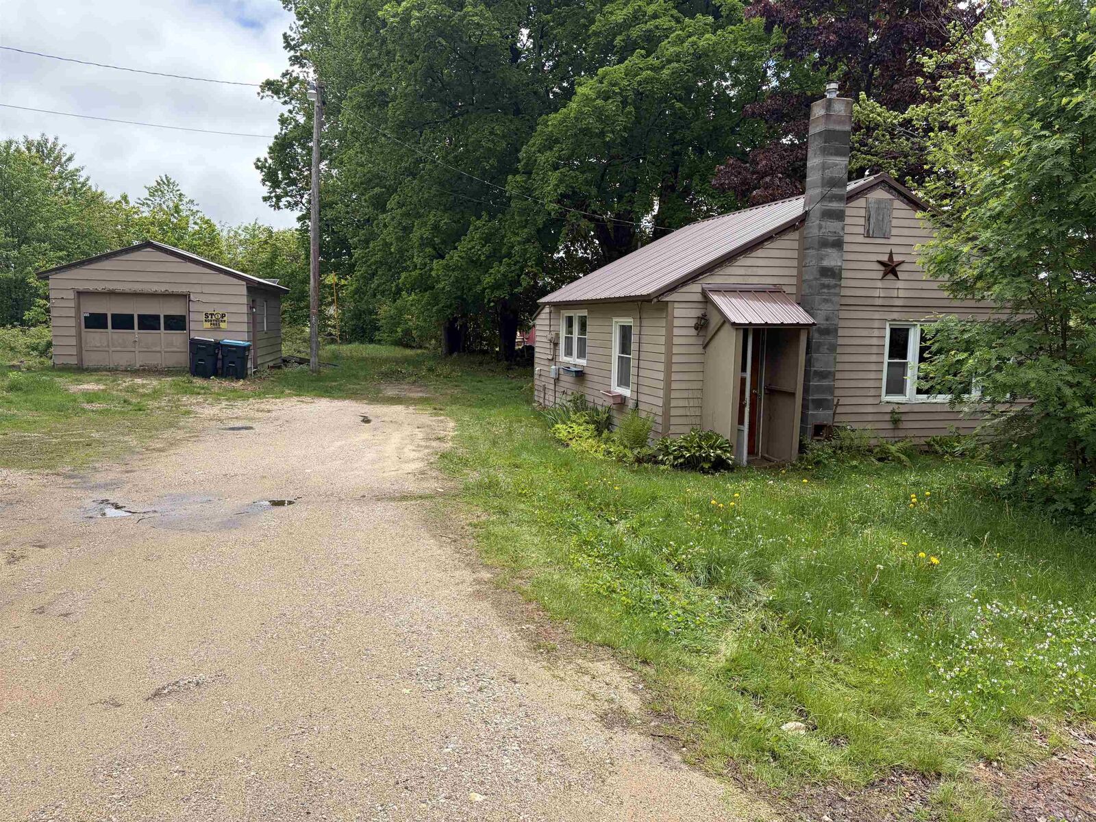 Property Photo:  190 Leavitt Road  NH 03220 
