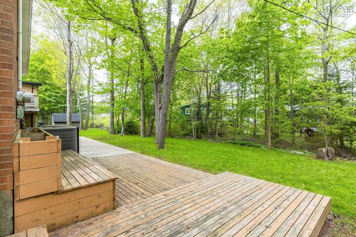 Property Photo: 33 Southill Drive NS B3M 2X9