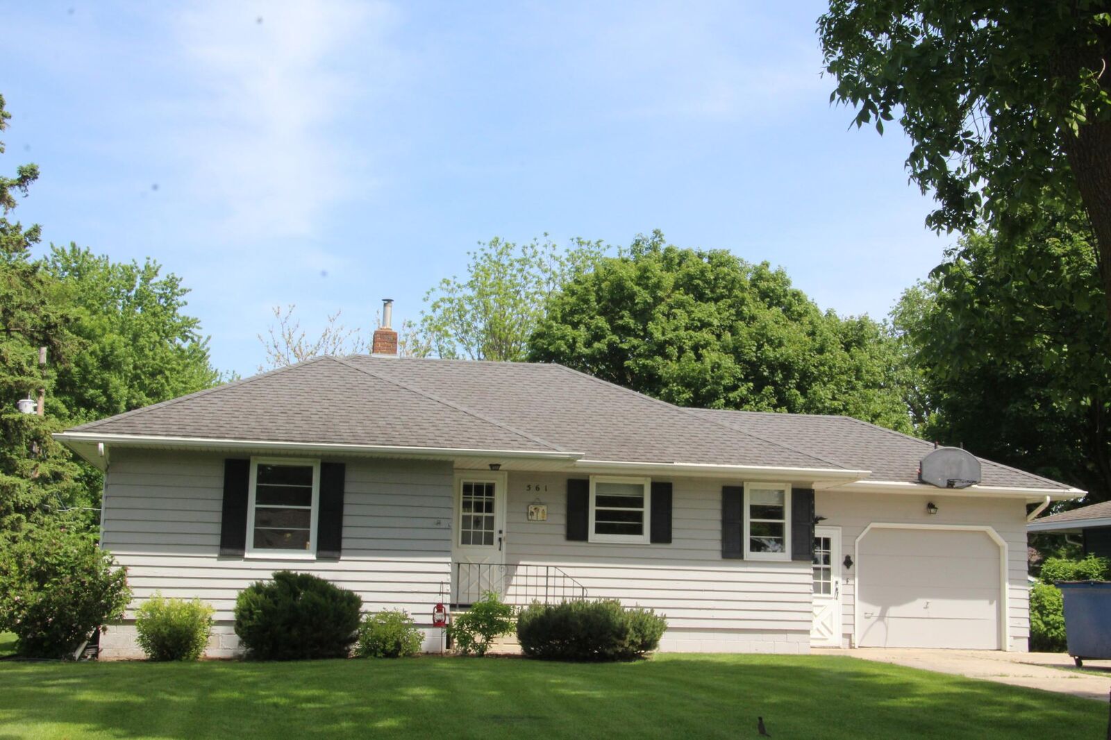 Property Photo: 561 4th Street E MN 55342