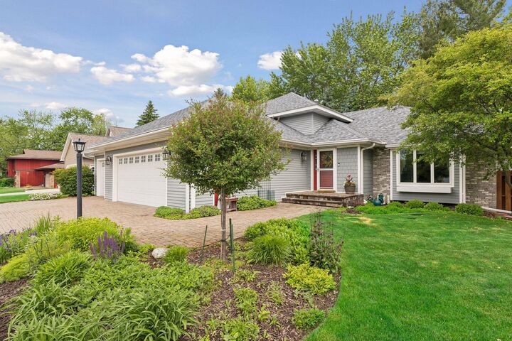 Property Photo:  1705 Laurel Avenue  WI 54016 