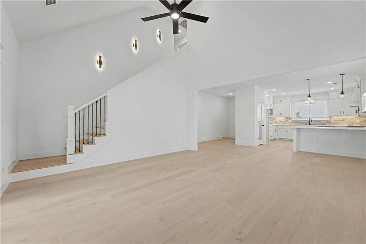 Property Photo:  6605 Crabapple Street  AR 72712 