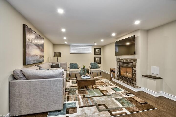 Property Photo: 126 West 26th Street Lower ON L9C 4Z4