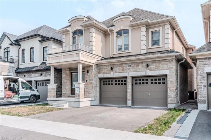 Property Photo: 1334 Apollo Street Main ON L1K 3E6