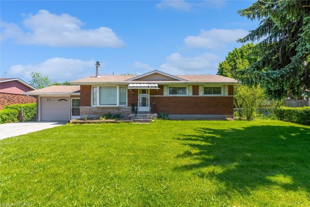 Property Photo:  40 Oriole Crescent  ON L3M 3X6 