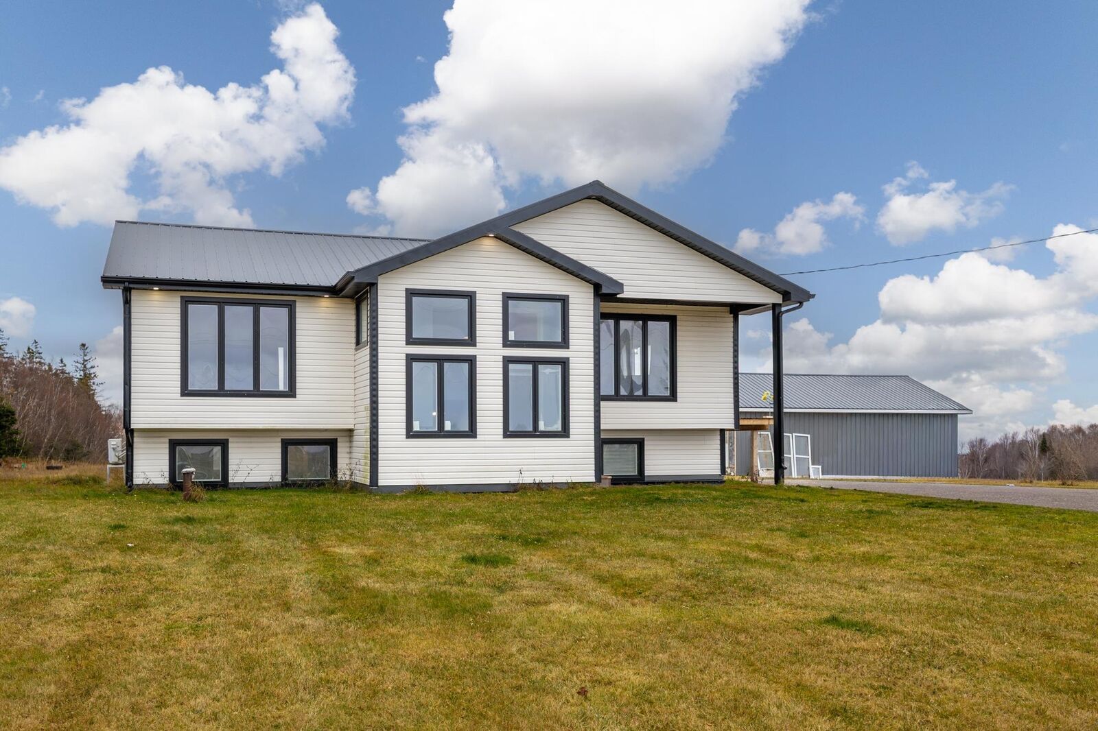 Property Photo: 674 48 Road PE C1B 3K4