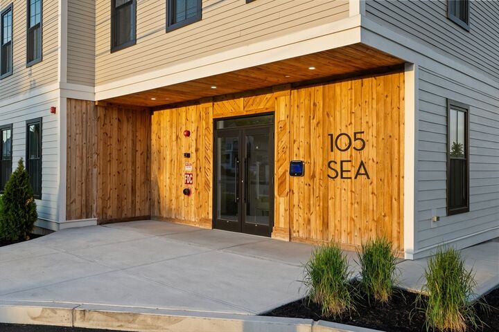 Property Photo:  105 Sea Street 104  MA 02169 