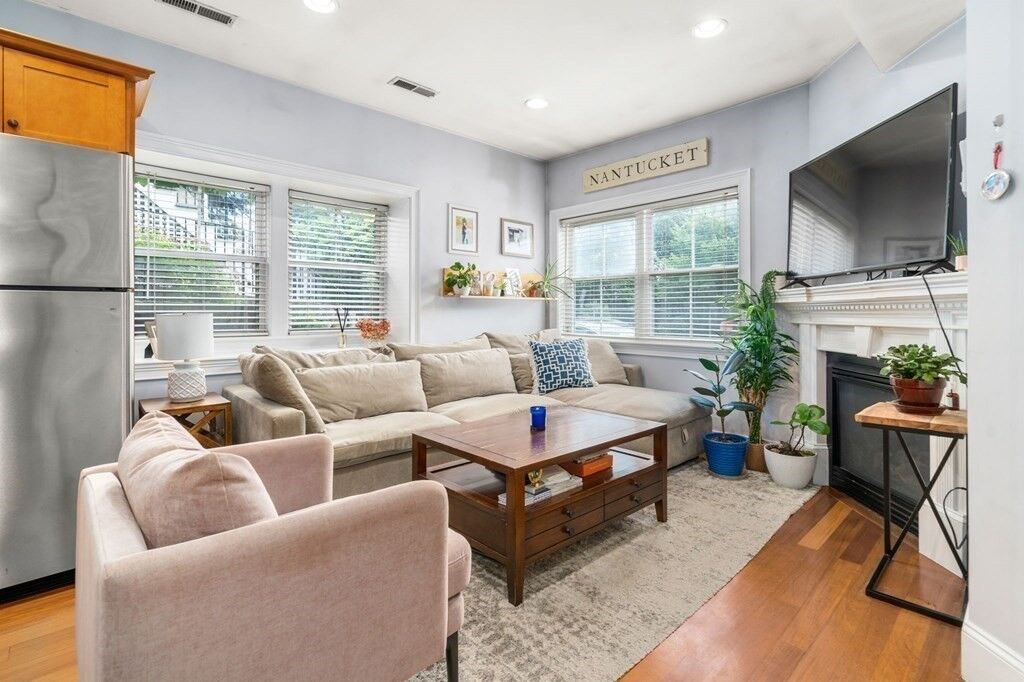 Property Photo: 394 E Eighth 1 MA 02127