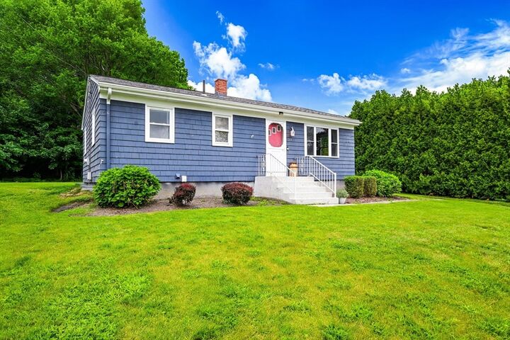 Property Photo:  27 Alan Ave  RI 02871 