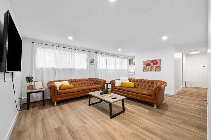 Property Photo: 4504 56A Avenue 1-8 AB T9V 1A1