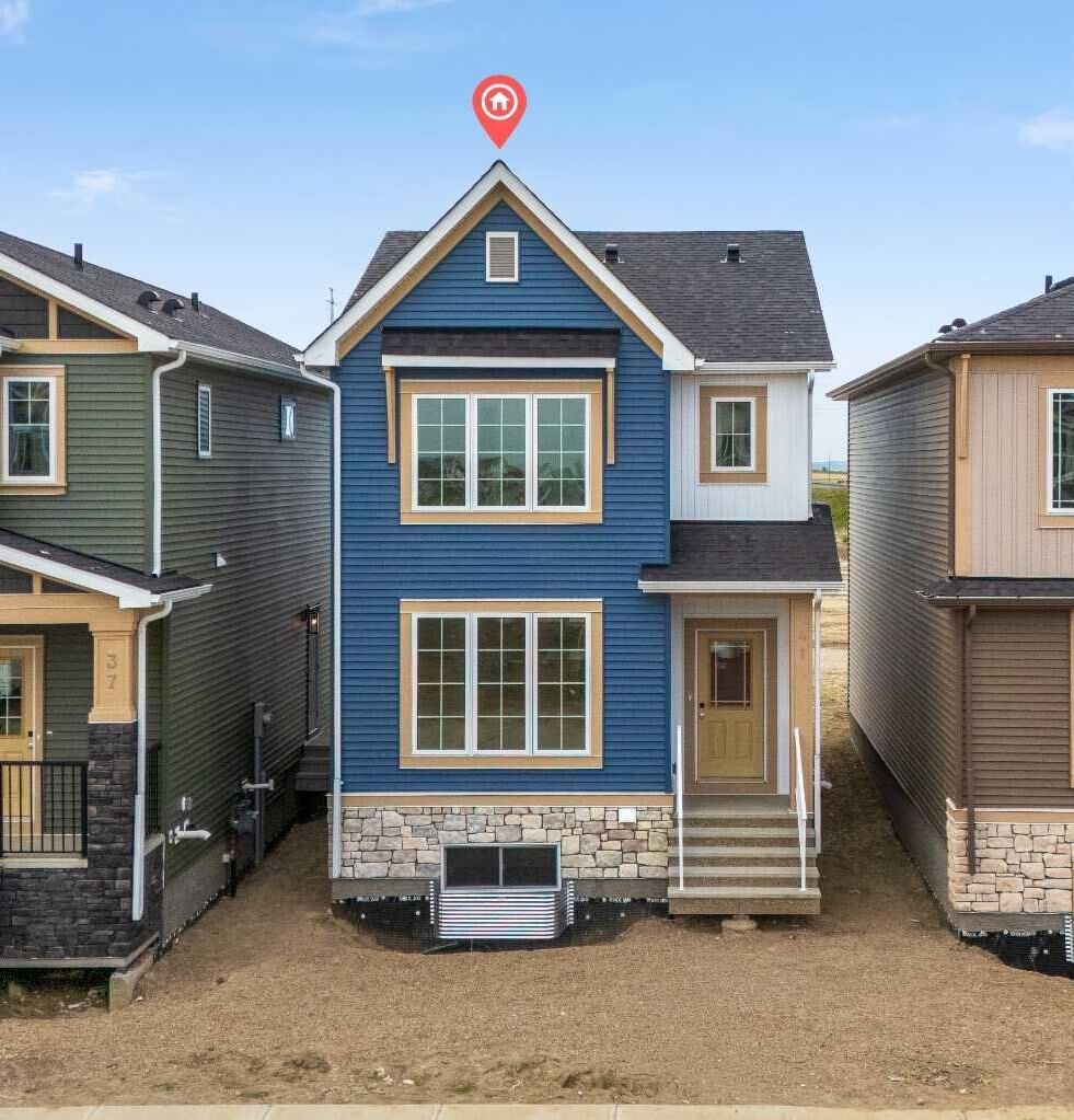 Property Photo:  41 Hotchkiss Gardens SE  AB T3S 0T6 