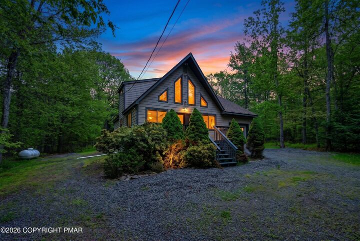 Property Photo: 235 Moseywood Road PA 18624