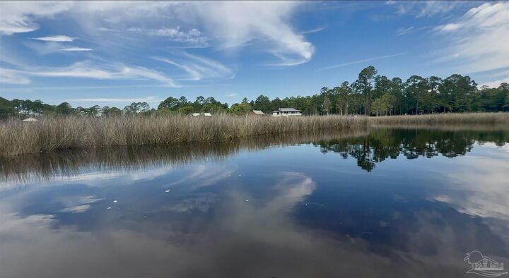 Property Photo:  7524 Petersen Pt Rd  FL 32583 