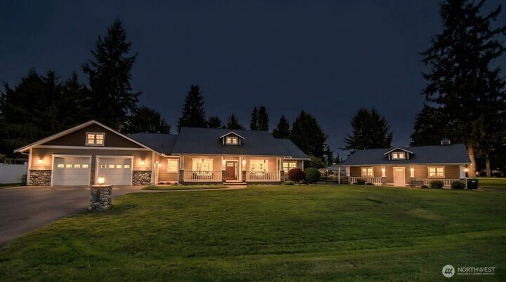 Property Photo:  5140  66th Avenue SE  WA 98513 