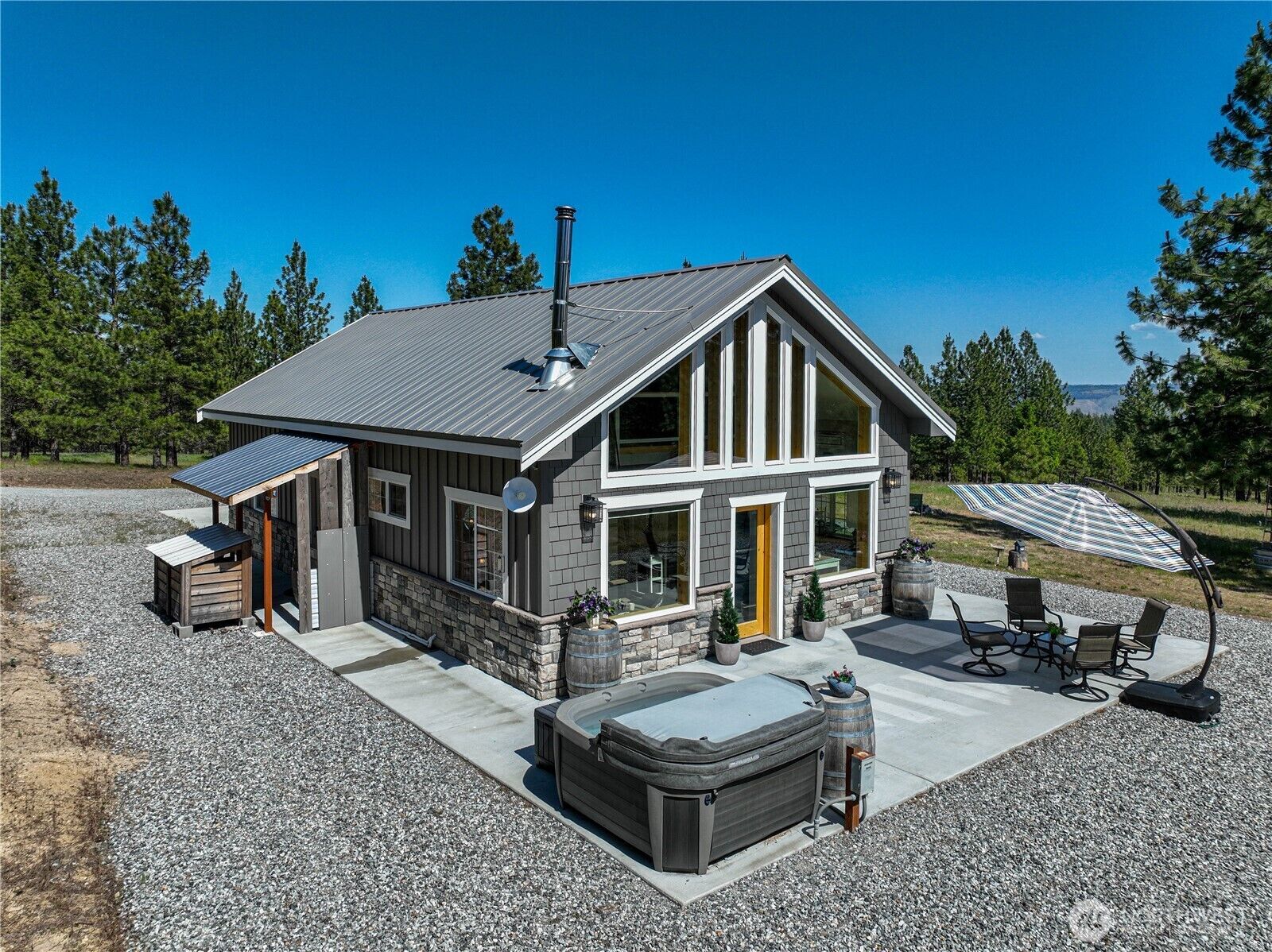 Property Photo:  250  Open Ln  WA 98816 