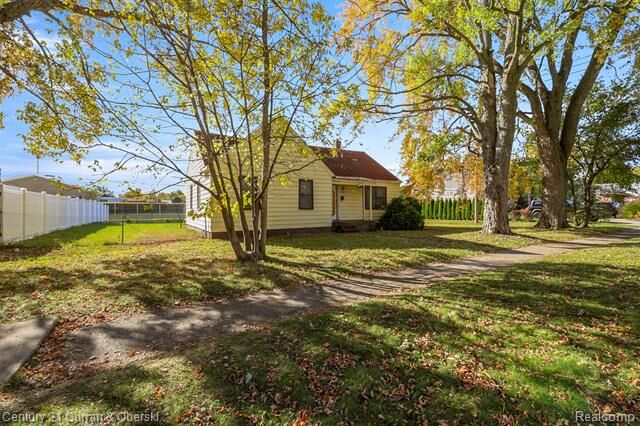 Property Photo: 24541 Hass Street MI 48127
