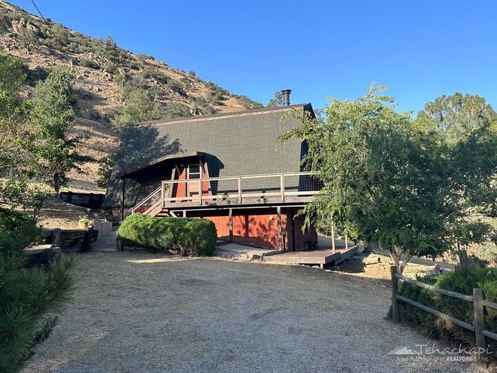 Property Photo: 22920 Sageland Court CA 93561