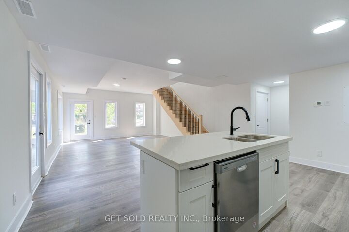6701 Thorold Stone Road 8 — photo 1