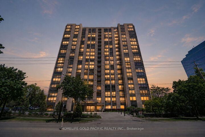 Property Photo: 5 Kenneth Avenue 907 ON M2N 6M7