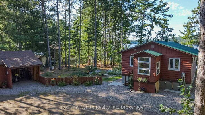 Property Photo: 610 Pine Point Lane ON K0J 2A0