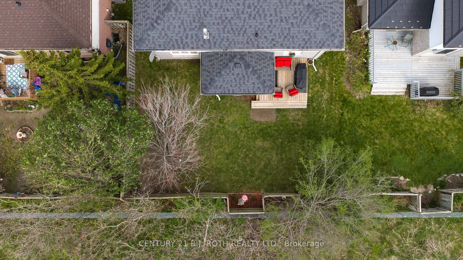 Property Photo: 37 Laurentian Lane ON L3V 7N8