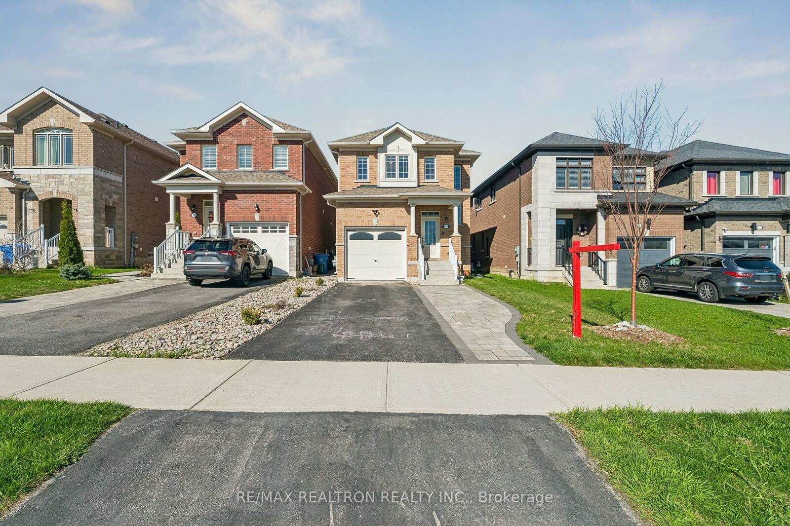 Property Photo: 494 Rita's Avenue ON L3X 2E8