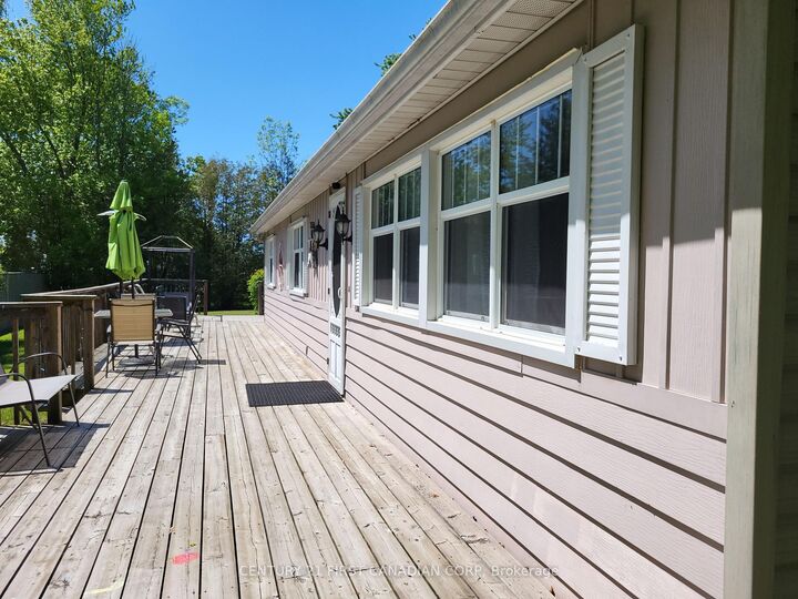 Property Photo: 72599 Stanley Street ON N0M 2T0