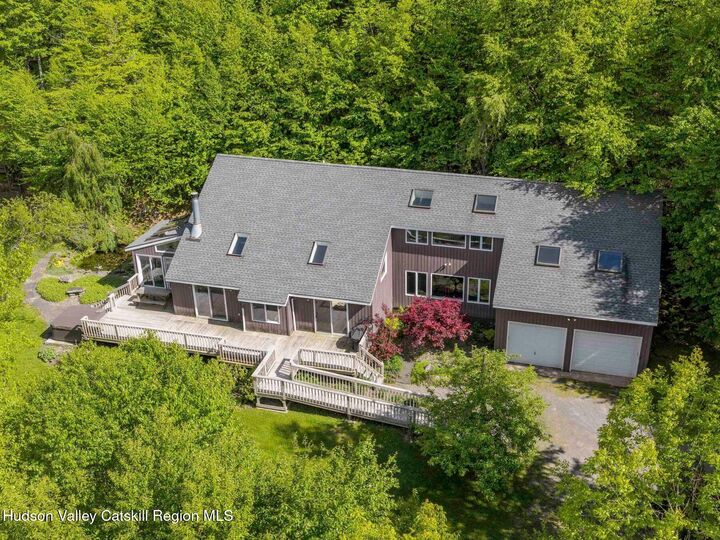 Property Photo:  620 Mohican Trail  NY 12441 