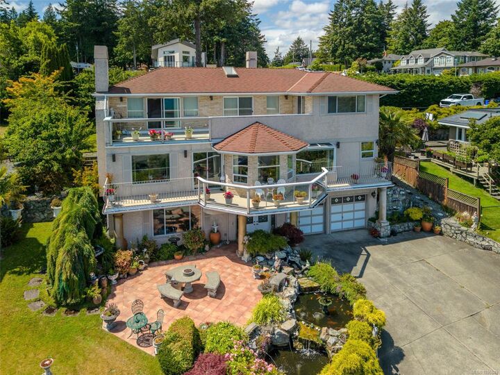 Property Photo: 5200 Polson Terr BC V8Y 2C6