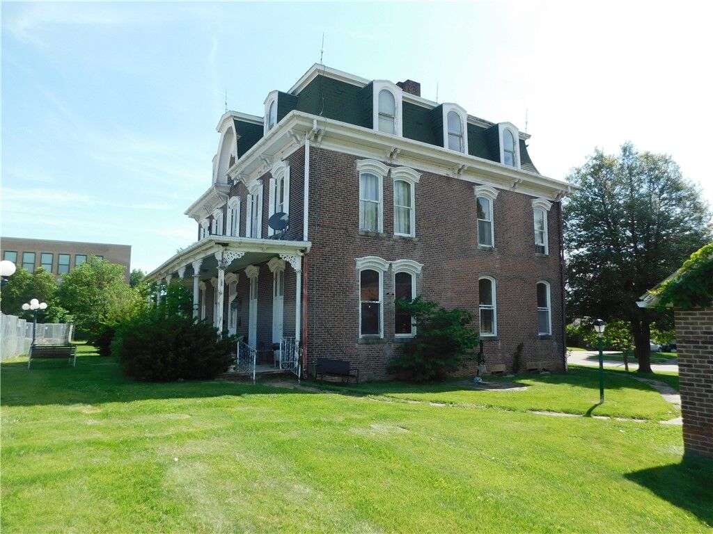 Property Photo: 367 Morgantown Street PA 15401