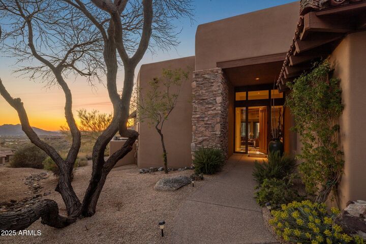 Property Photo:  9904 E Lookout Mountain Drive  AZ 85262 