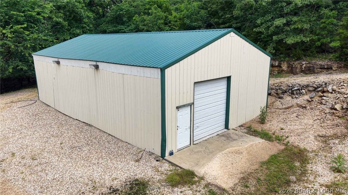 Property Photo: Point Plaza MO 65326