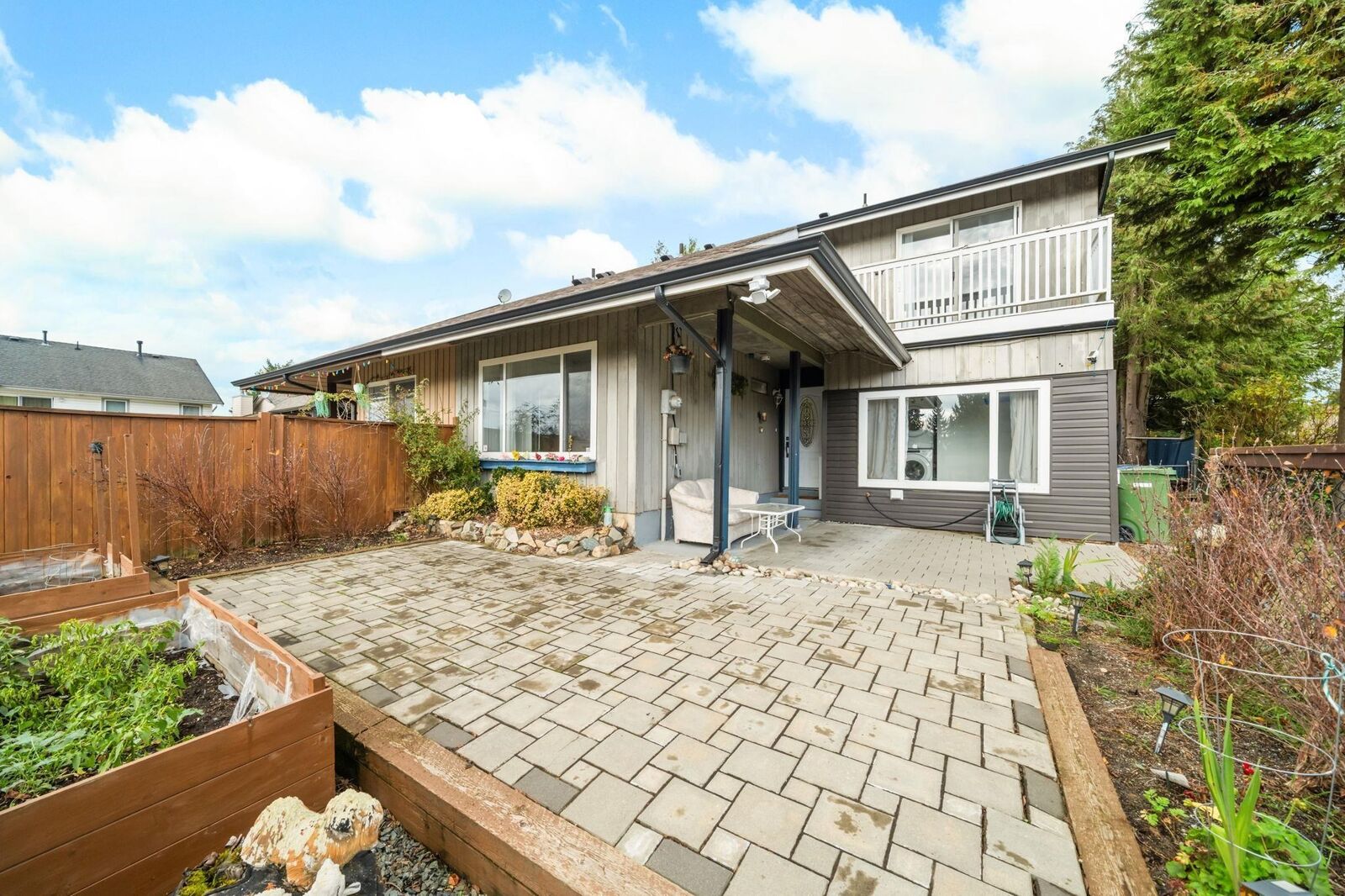 Property Photo: 2725 Sandon Drive BC V2S 7J3