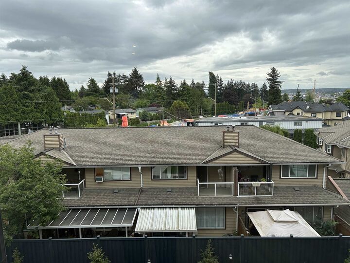 Property Photo: 6270 Gooseberry Drive 305 BC V3S 0C8
