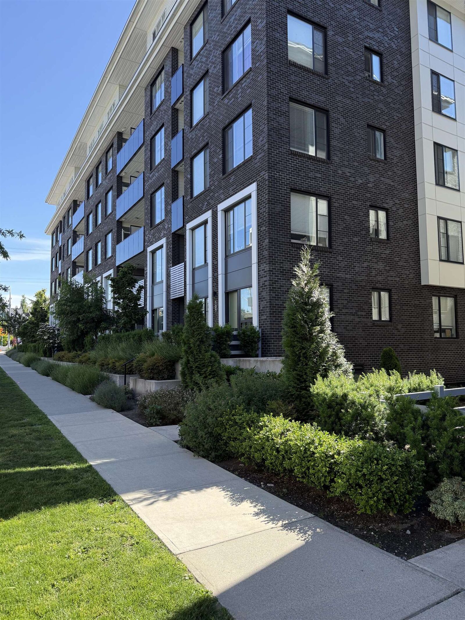 Property Photo:  15848 Fraser Highway 308  BC V4N 6X6 