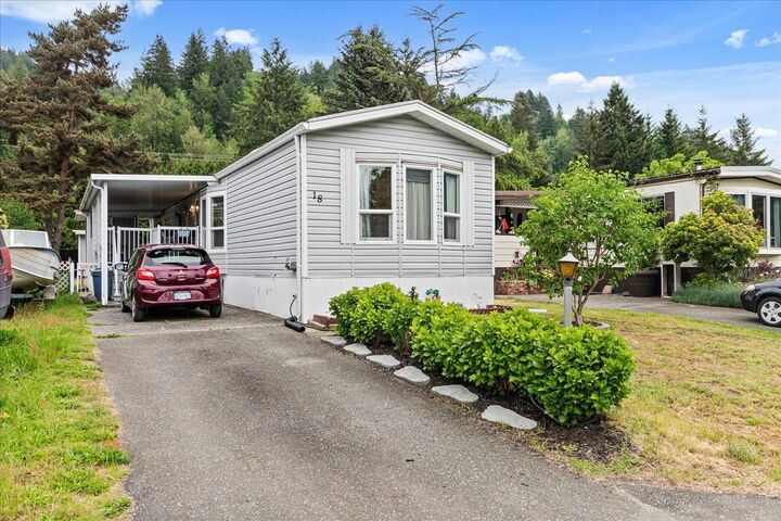 46484 Chilliwack Lake Road 18 — photo 1