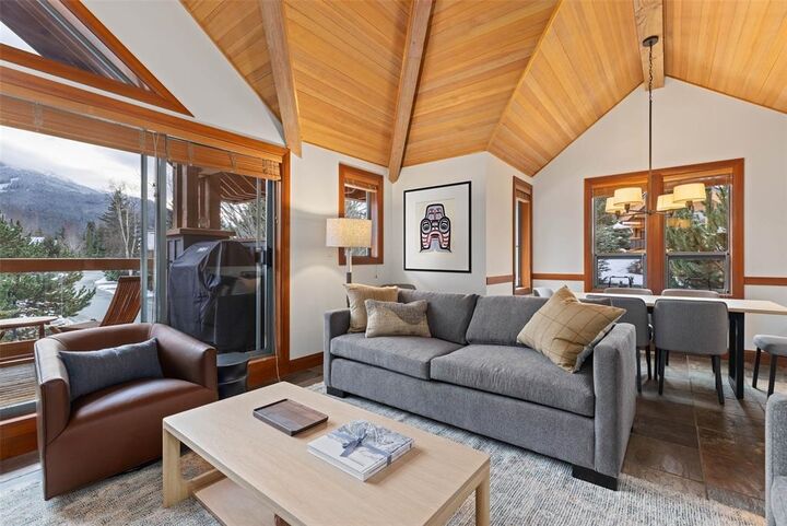Property Photo: 4847 Casabella Crescent A BC V8E 0Z4